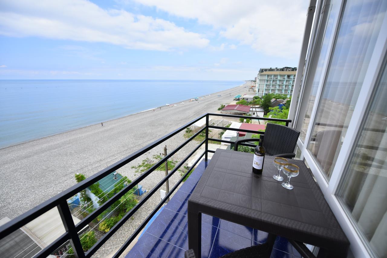 Hotel Lazuri In Kvariati Exterior foto